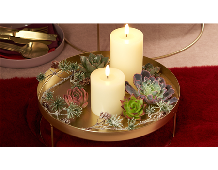 IM GLANZ DER ELEGANZ!