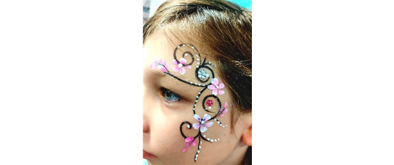 BUNTE GESICHTER ZAUBERN