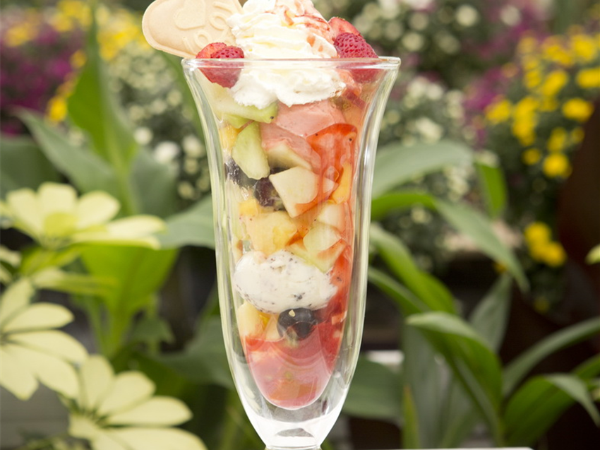 Eis_Tropicabecher MB.jpg